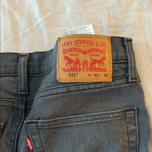 Levi's Men's Charcoal Straight Jeans - Picture 2 of 3
